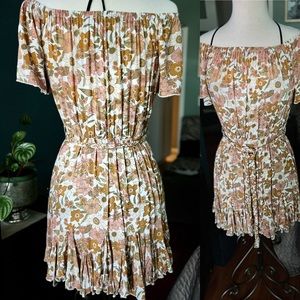 Dusty floral Mini by Aakaa